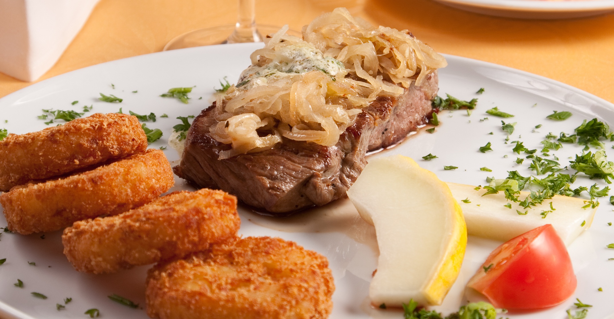Bild "pics:steak_zwiebel_gerberei_a1.jpg"